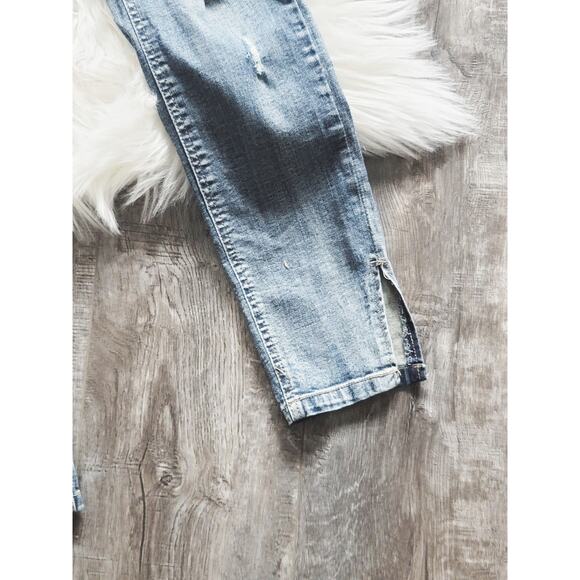 EUC Dollhouse Blizzard Blue Distressed Denim Overalls - Size 7 - Picture 9 of 11